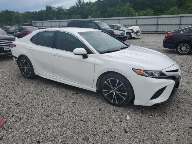  TOYOTA CAMRY 2018 White
