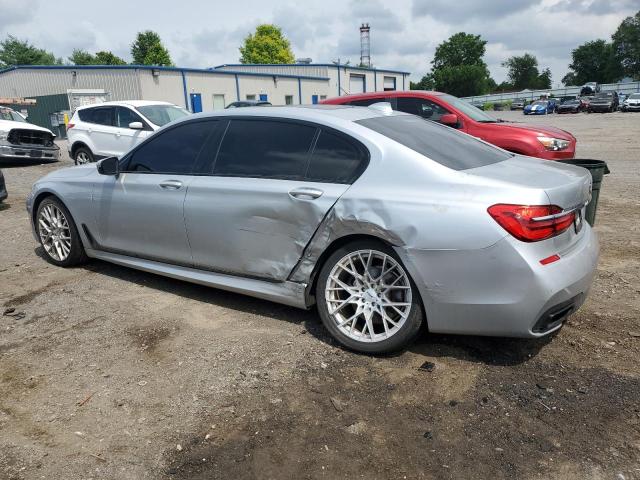  BMW 7 SERIES 2016 Серебристый