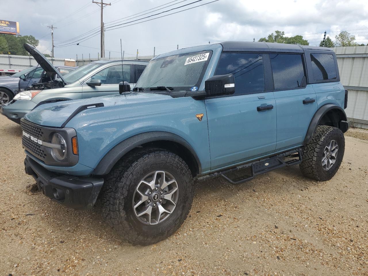 2022 Ford Bronco Base VIN: 1FMEE5DP5NLB84025 Lot: 65427325