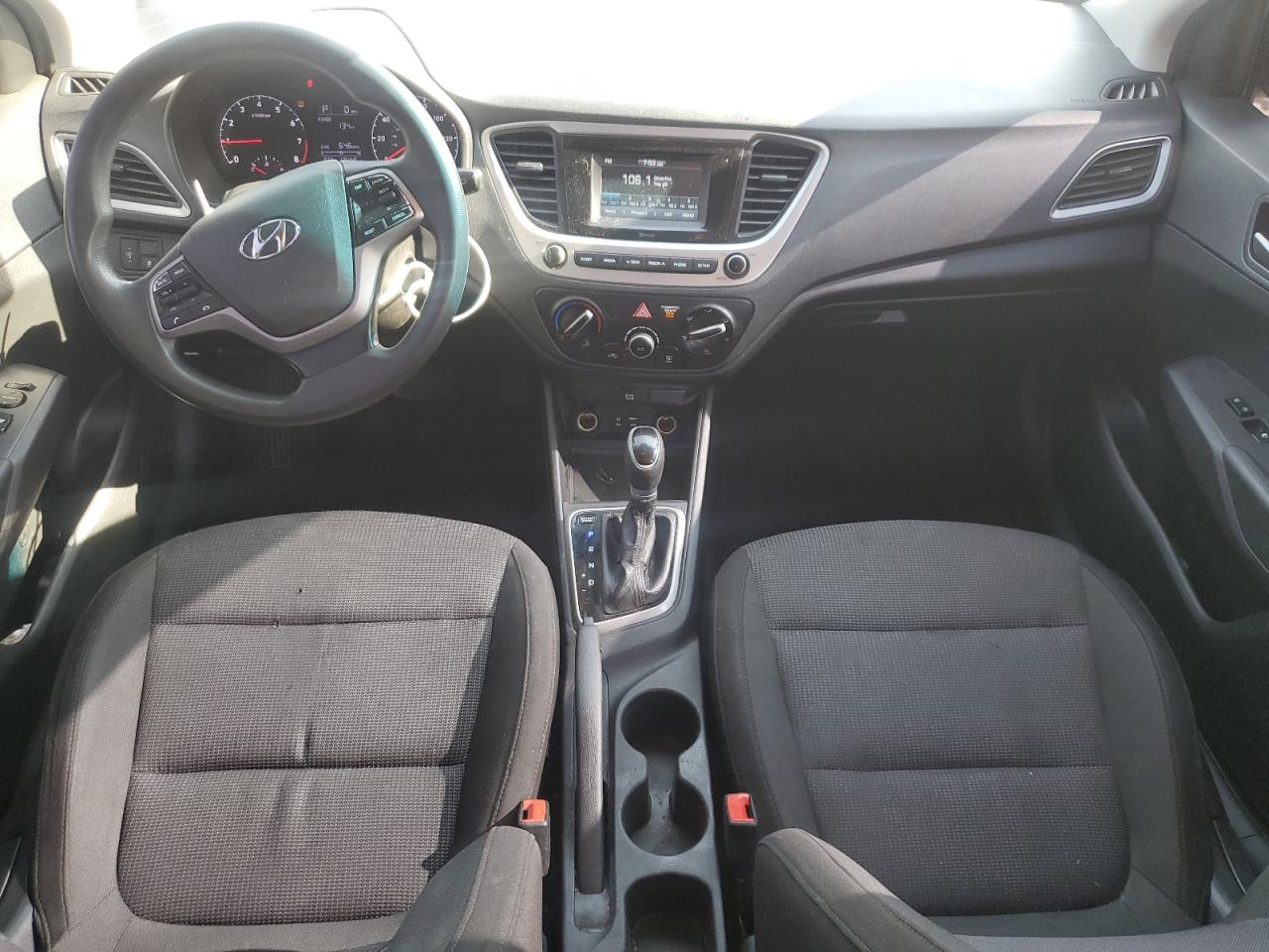 2019 Hyundai Accent Se VIN: 3KPC24A3XKE050423 Lot: 63982325