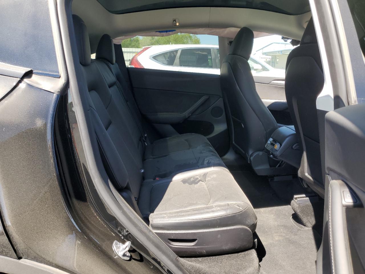 2025 Tesla Model Y VIN: 7SAYGAEE2SF246659 Lot: 64425455