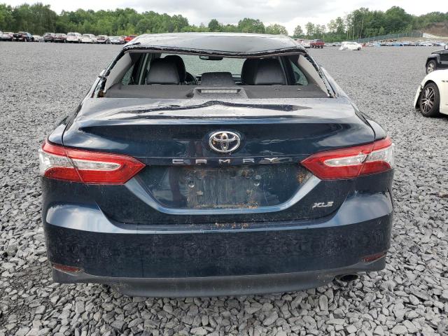  TOYOTA CAMRY 2018 Blue