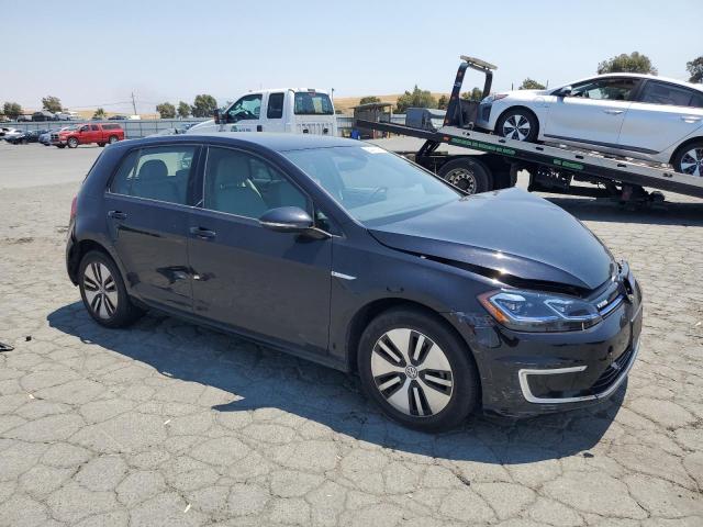  VOLKSWAGEN GOLF 2018 Czarny