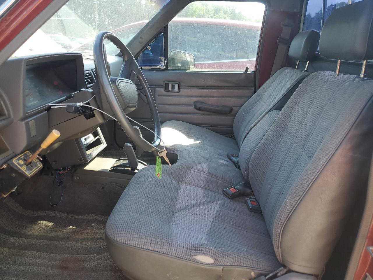 1987 Toyota Pickup Rn64 Dlx VIN: JT4RN64P3H5078130 Lot: 65207265