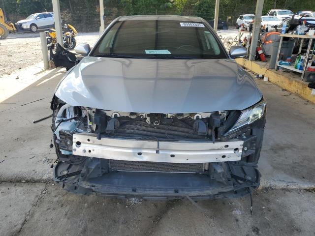 TOYOTA CAMRY 2020 Srebrny