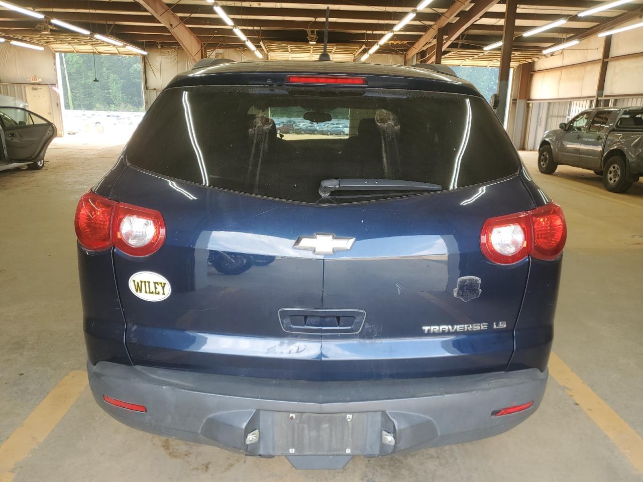 2011 Chevrolet Traverse Ls VIN: 1GNKREED6BJ173520 Lot: 64238345