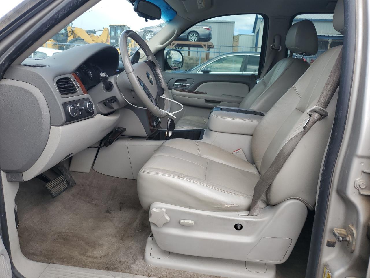2009 Chevrolet Suburban K1500 Lt VIN: 1GNFK263X9R253599 Lot: 63340985