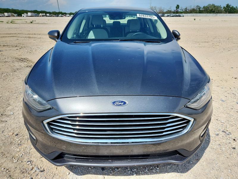  FORD FUSION 2019 Szary