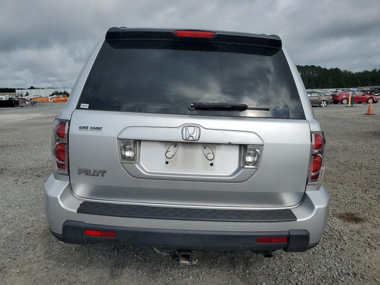 2007 Honda Pilot Lx VIN: 5FNYF28147B007166 Lot: 64746615