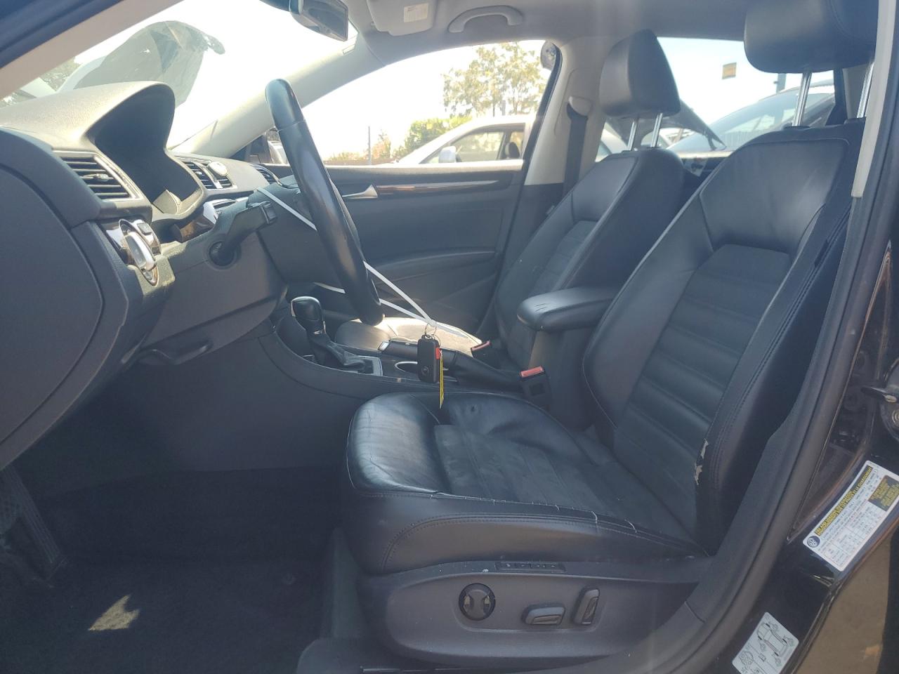 2014 Volkswagen Passat Sel VIN: 1VWCN7A36EC078317 Lot: 65533235