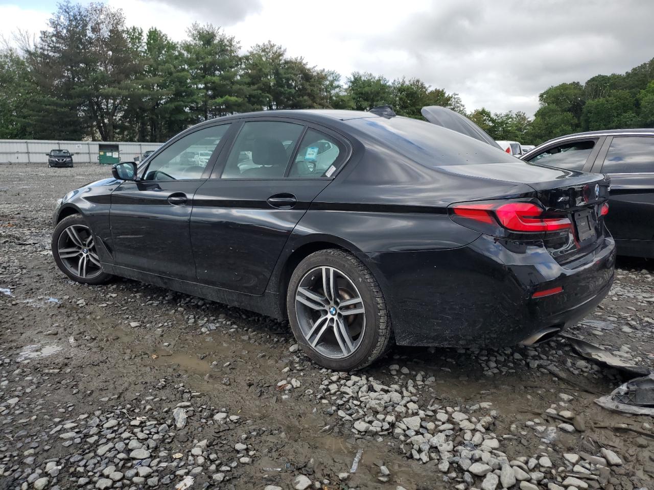 Images of 2021 BMW 5 SERIES WBA13BJ00MCF15476 | vin: WBA13BJ00MCF15476 | 64985455