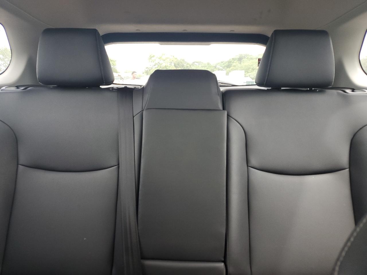2023 Toyota Corolla Cross Xle VIN: 7MUDAABG8PV069899 Lot: 65247705