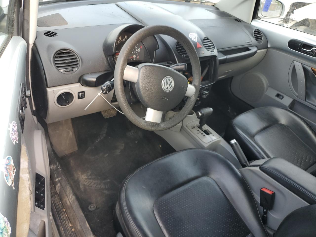 2004 Volkswagen New Beetle Gl VIN: 3VWBM31Y54M338089 Lot: 63299375
