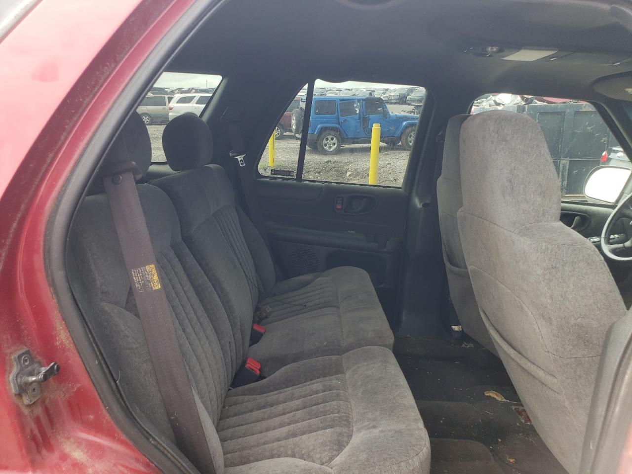 2002 Chevrolet Blazer VIN: 1GNDT13W72K197875 Lot: 63201705