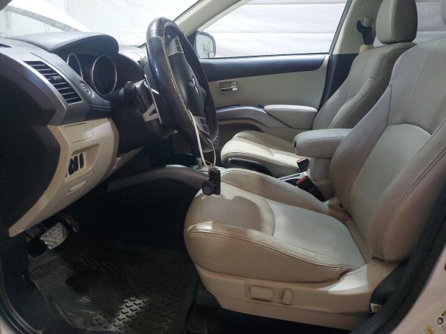 Parquets MITSUBISHI OUTLANDER 2013 White