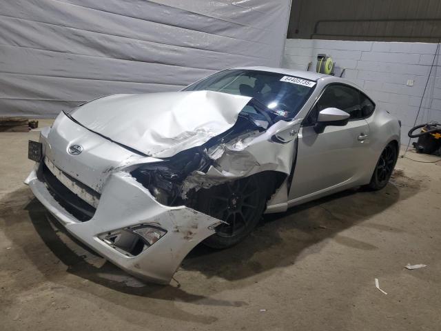 Coupet TOYOTA SCION 2014 Srebrny