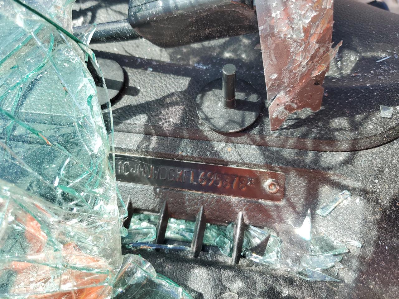 2015 Jeep Wrangler Unlimited Sport VIN: 1C4HJWDGXFL695878 Lot: 64813895