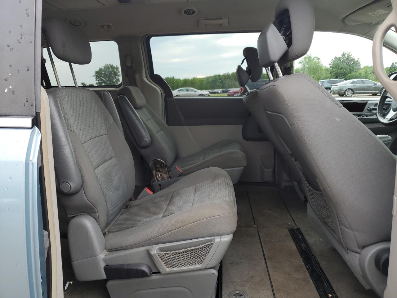 2010 Chrysler Town & Country Touring VIN: 2A4RR5D11AR500893 Lot: 65471655