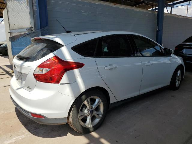  FORD FOCUS 2014 Белы