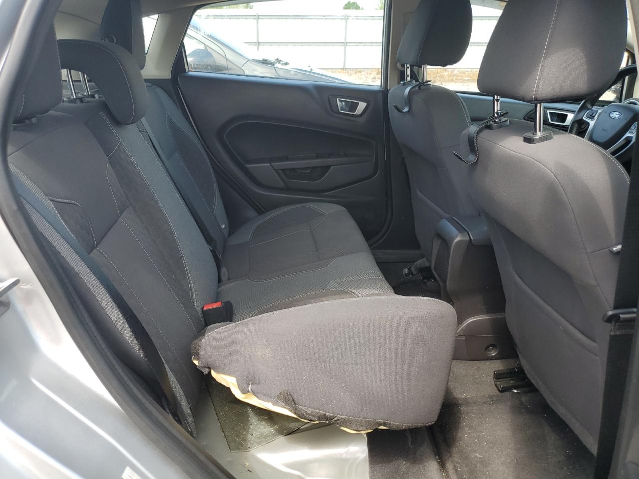 2015 Ford Fiesta Se VIN: 3FADP4EJ4FM101589 Lot: 64755795