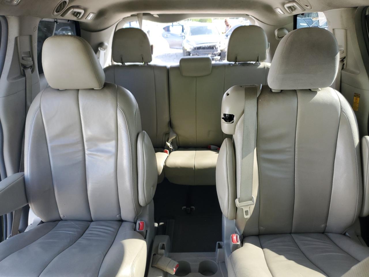 2014 Toyota Sienna Xle VIN: 5TDYK3DC2ES483434 Lot: 65005045