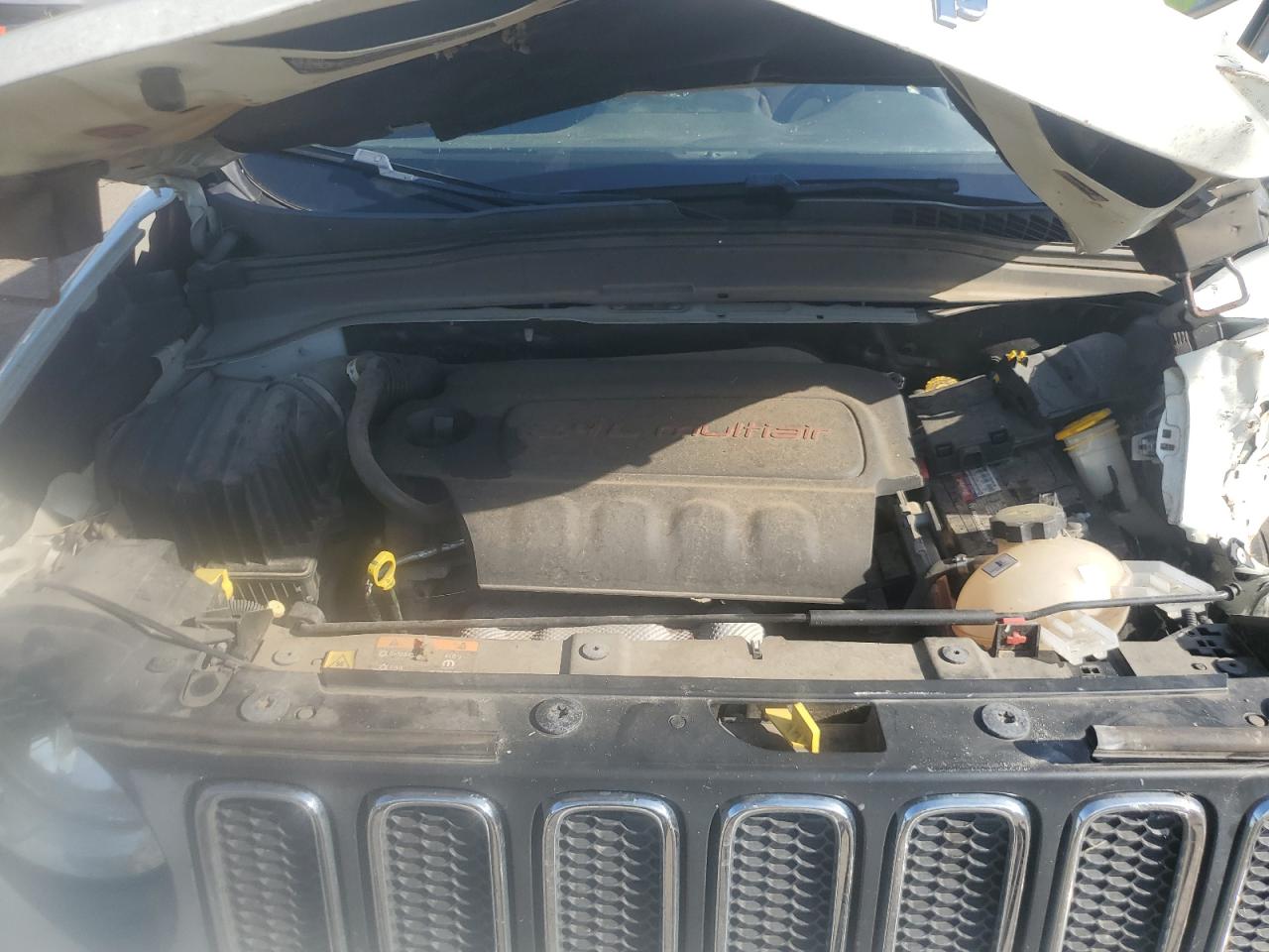 2016 Jeep Renegade Latitude VIN: ZACCJBBT1GPD83612 Lot: 63926535