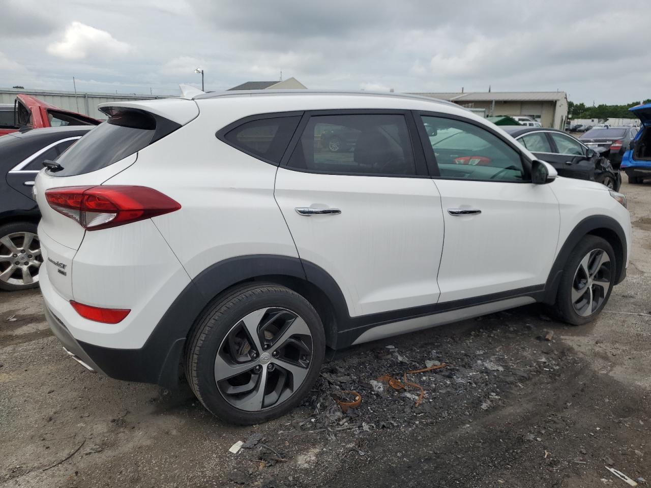 km8j3ca21ju825418 KM8J3CA21JU825418 2018 Hyundai Tucson Value
