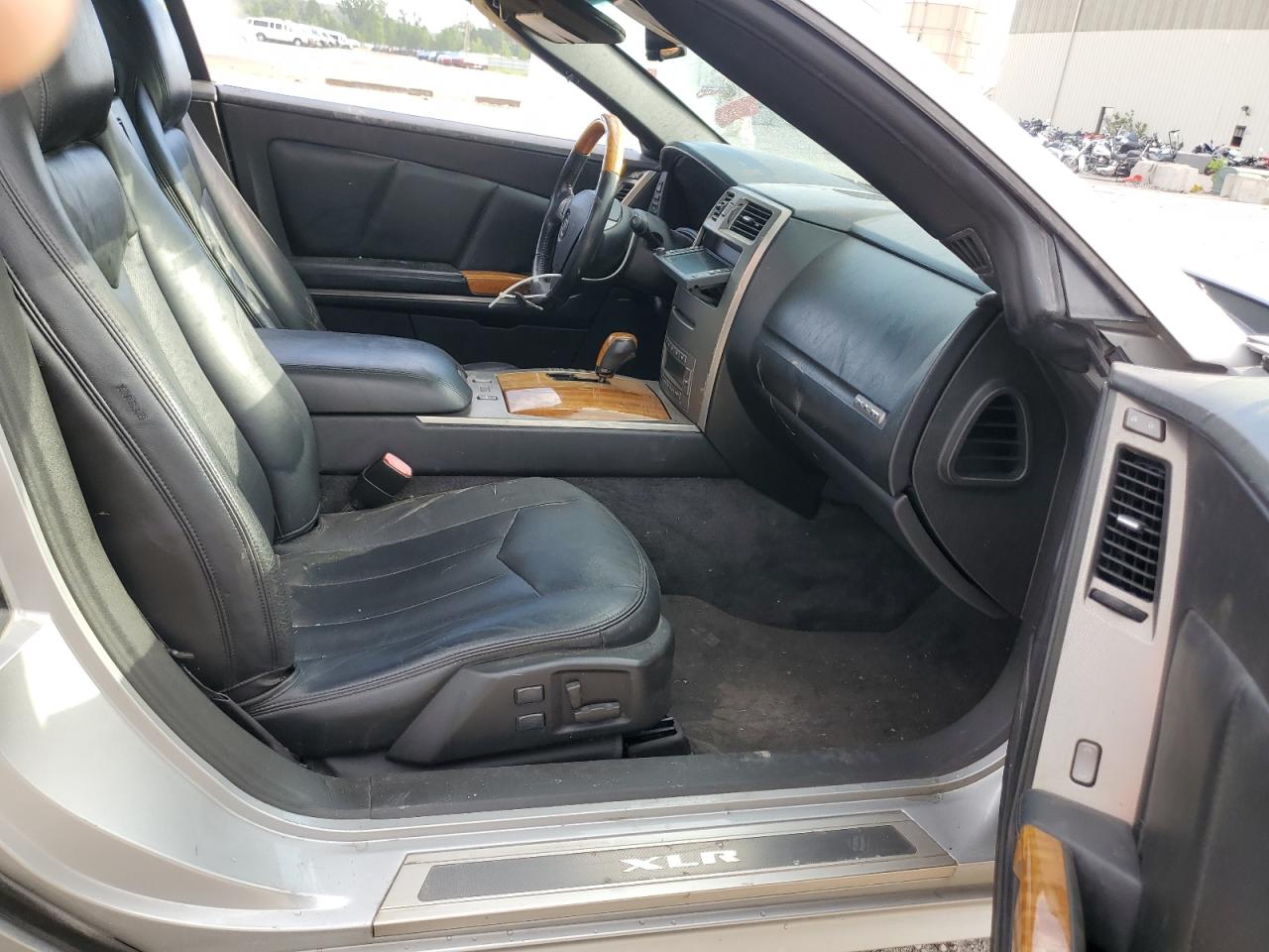 2005 Cadillac Xlr VIN: 1G6YV34A355601313 Lot: 63663255