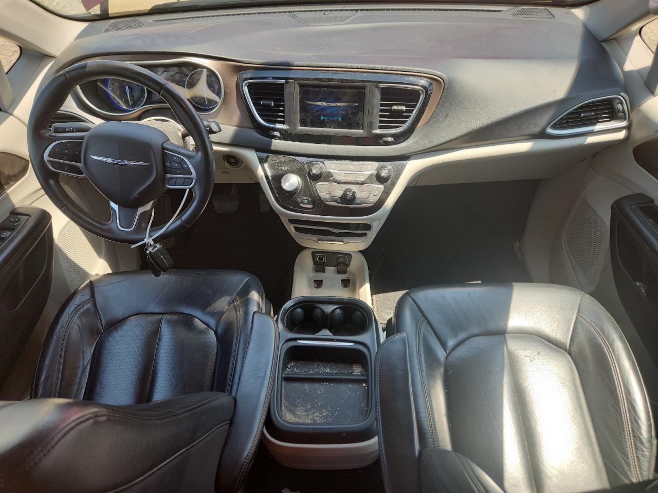 2018 Chrysler Pacifica Touring L VIN: 2C4RC1BG5JR210633 Lot: 62241885