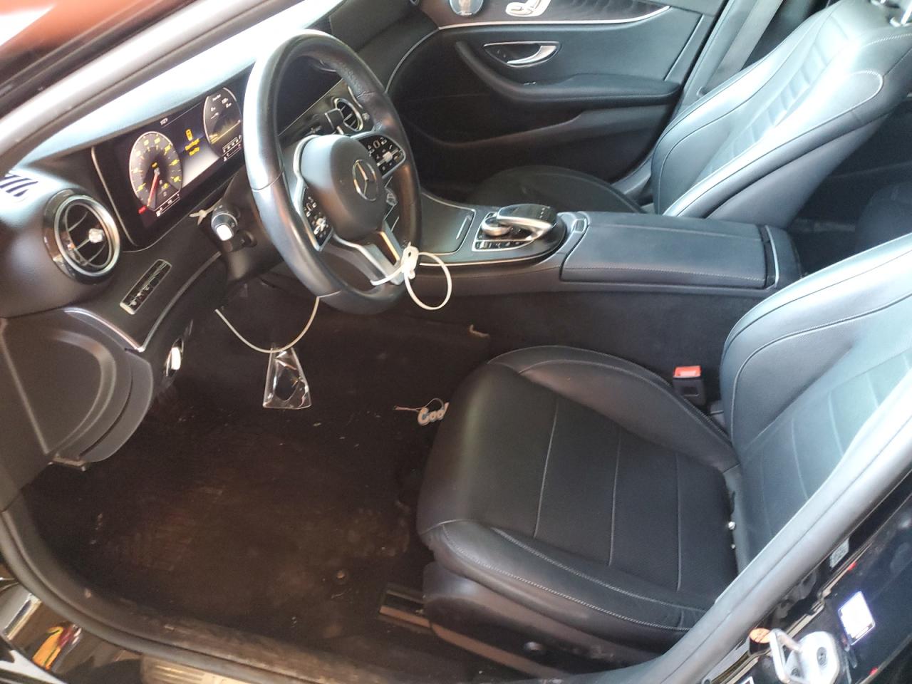 2019 Mercedes-Benz E 300 VIN: WDDZF4JB3KA633351 Lot: 64138255