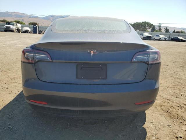  TESLA MODEL 3 2023 Серый