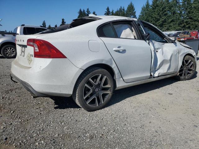  VOLVO S60 2017 Biały