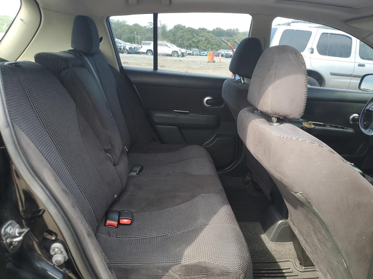 2011 Nissan Versa S VIN: 3N1BC1CP2BL404022 Lot: 62387155