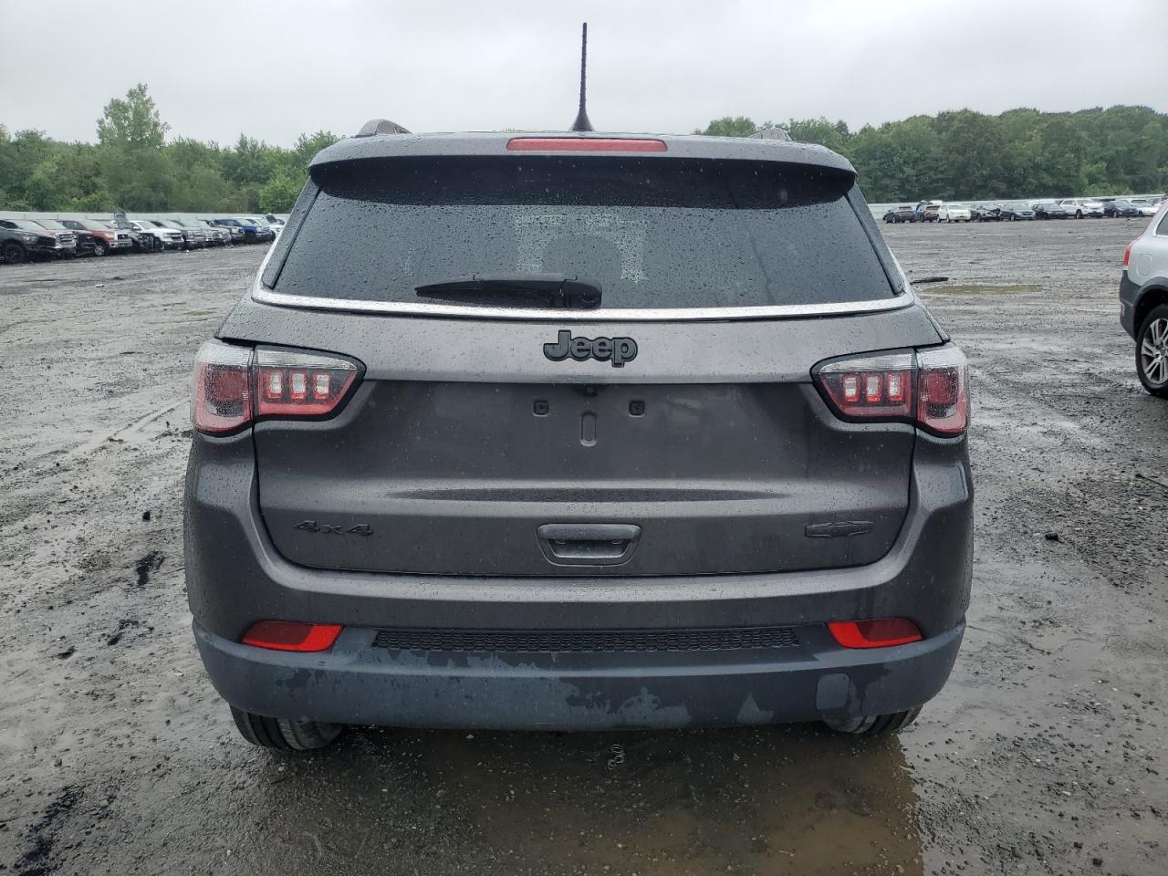 2018 Jeep Compass Latitude VIN: 3C4NJDBB6JT291021 Lot: 64392625