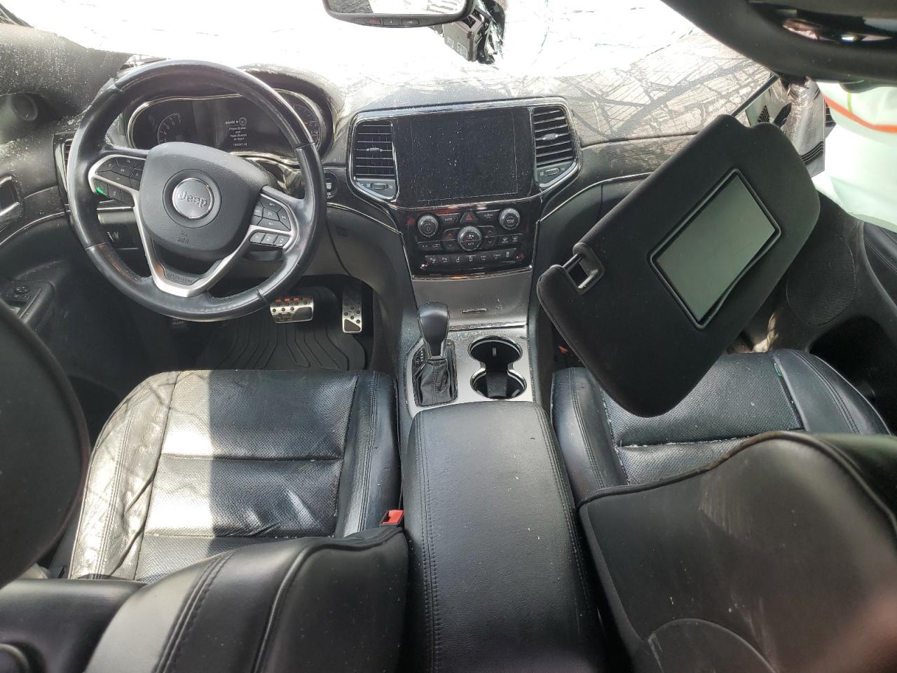 1C4RJECG8KC597748 2019 Jeep Grand Cherokee Overland