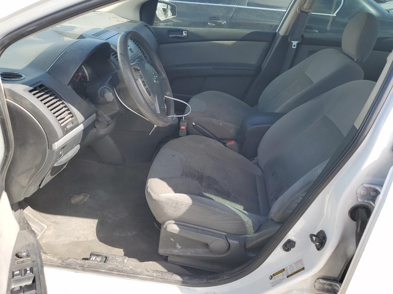 2011 Nissan Sentra 2.0 VIN: 3N1AB6AP9BL698470 Lot: 63661525