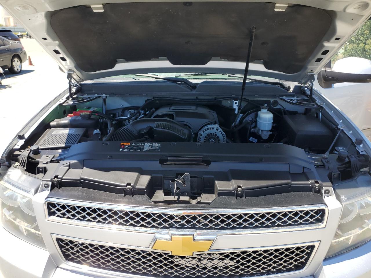 2013 Chevrolet Tahoe K1500 Lt VIN: 1GNSKBE04DR106631 Lot: 65471445