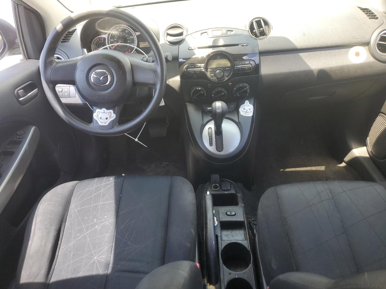 2011 Mazda Mazda2 VIN: JM1DE1HY1B0104373 Lot: 63852905