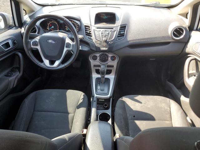 Sedans FORD FIESTA 2016 Biały