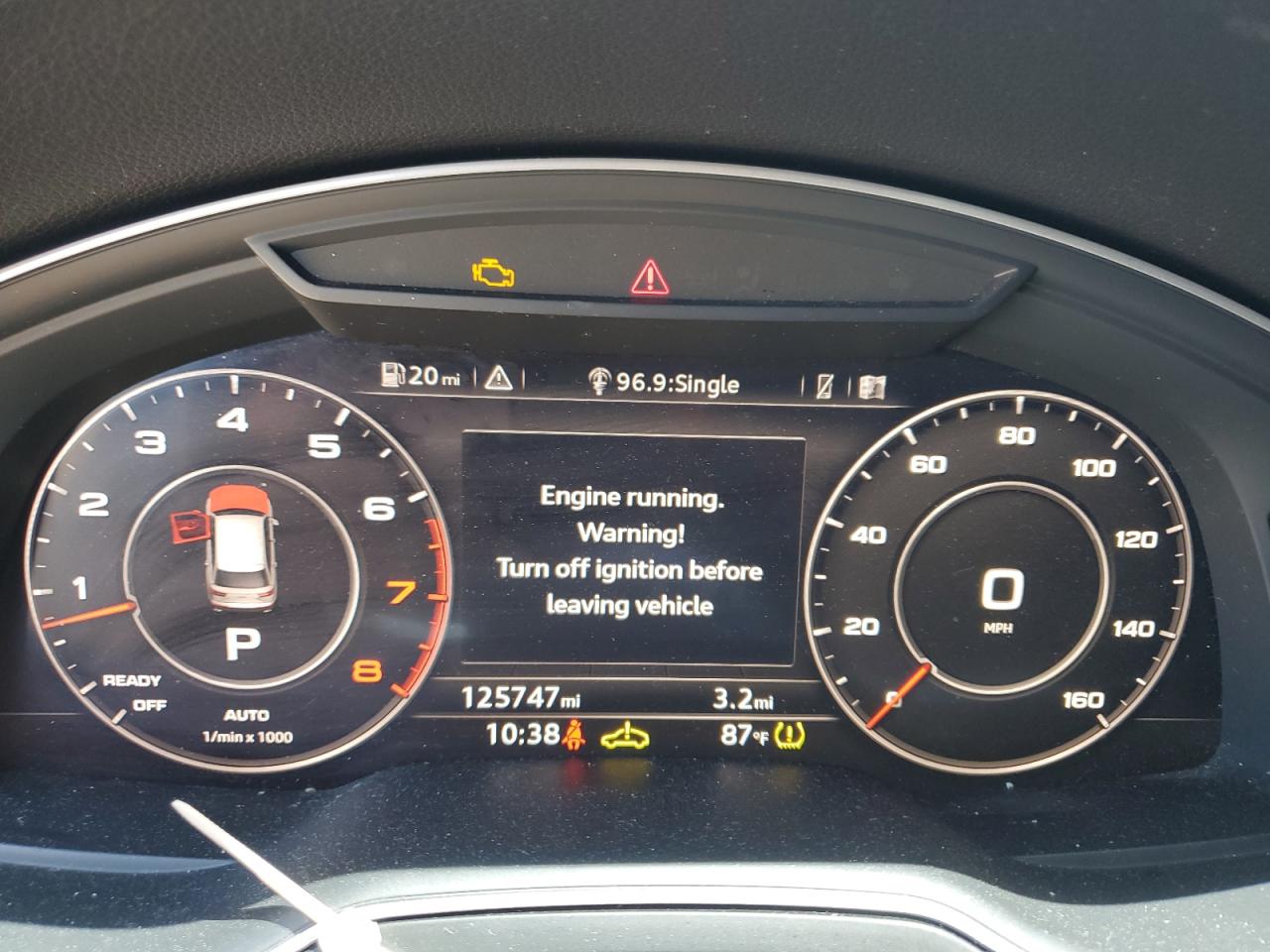 2017 Audi Q7 Premium Plus VIN: WA1LAAF78HD040975 Lot: 64379775