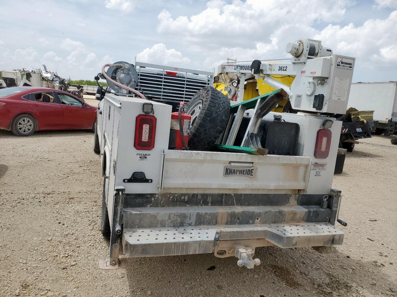 2024 Ford F350 Super Duty VIN: 1FT8W3BA4REE03701 Lot: 64565775