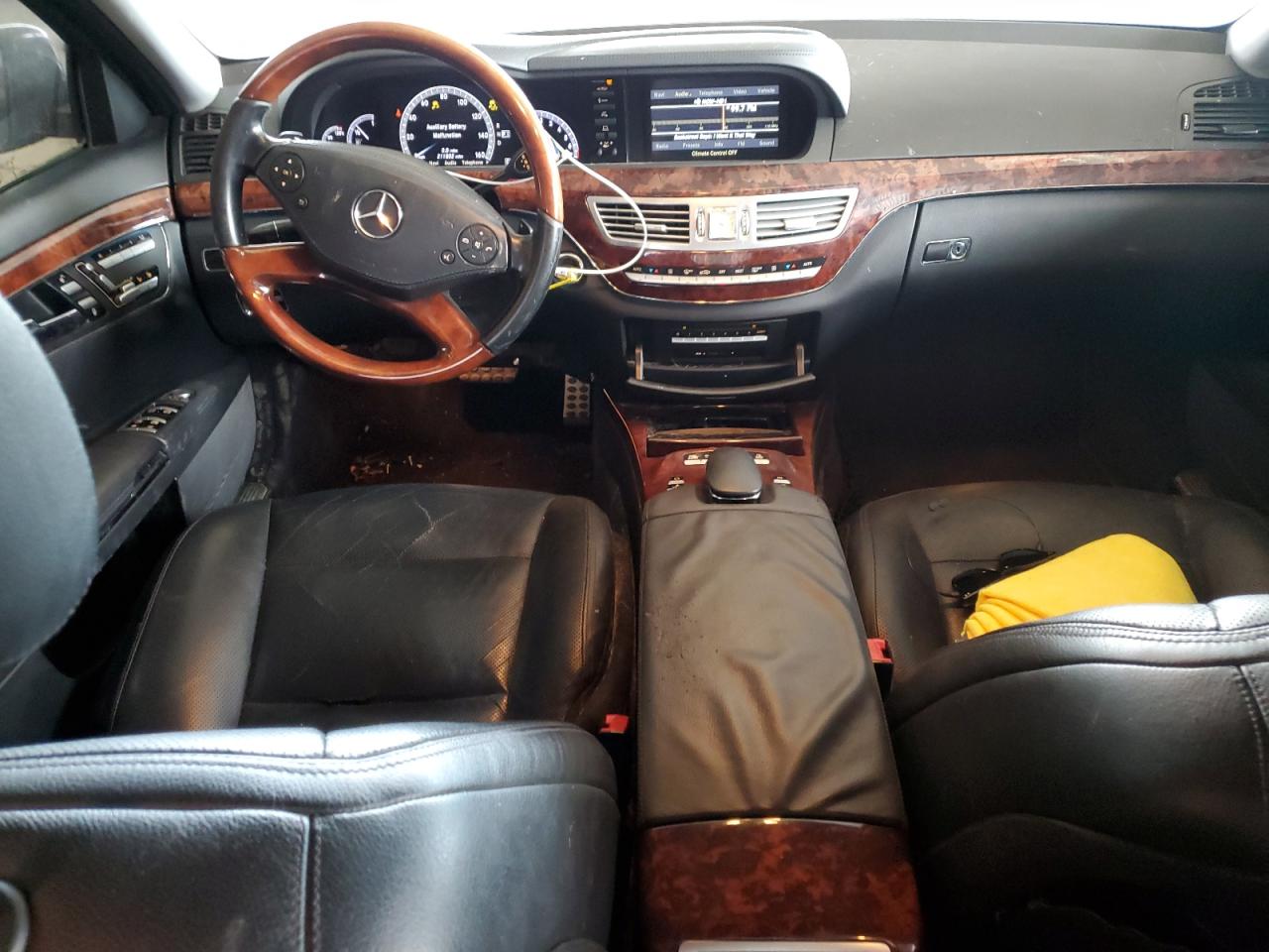 2010 Mercedes-Benz S 550 VIN: WDDNG7BB8AA324999 Lot: 63681665