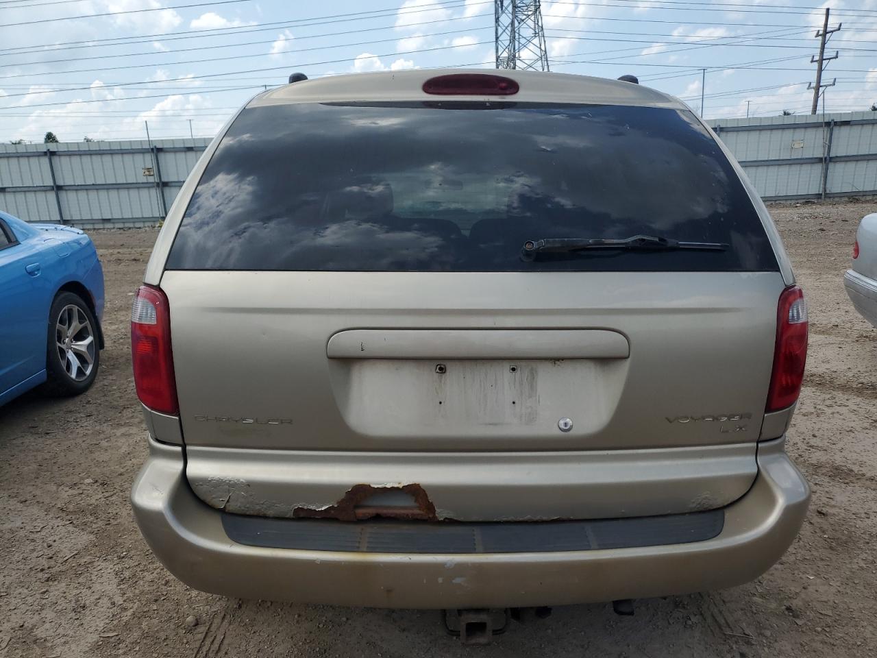 2002 Chrysler Voyager Lx VIN: 1C8GJ45332B692864 Lot: 64790545