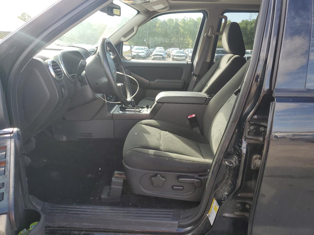 1fmeu63e89ua17960 1FMEU63E89UA17960 2009 Ford Explorer Xlt