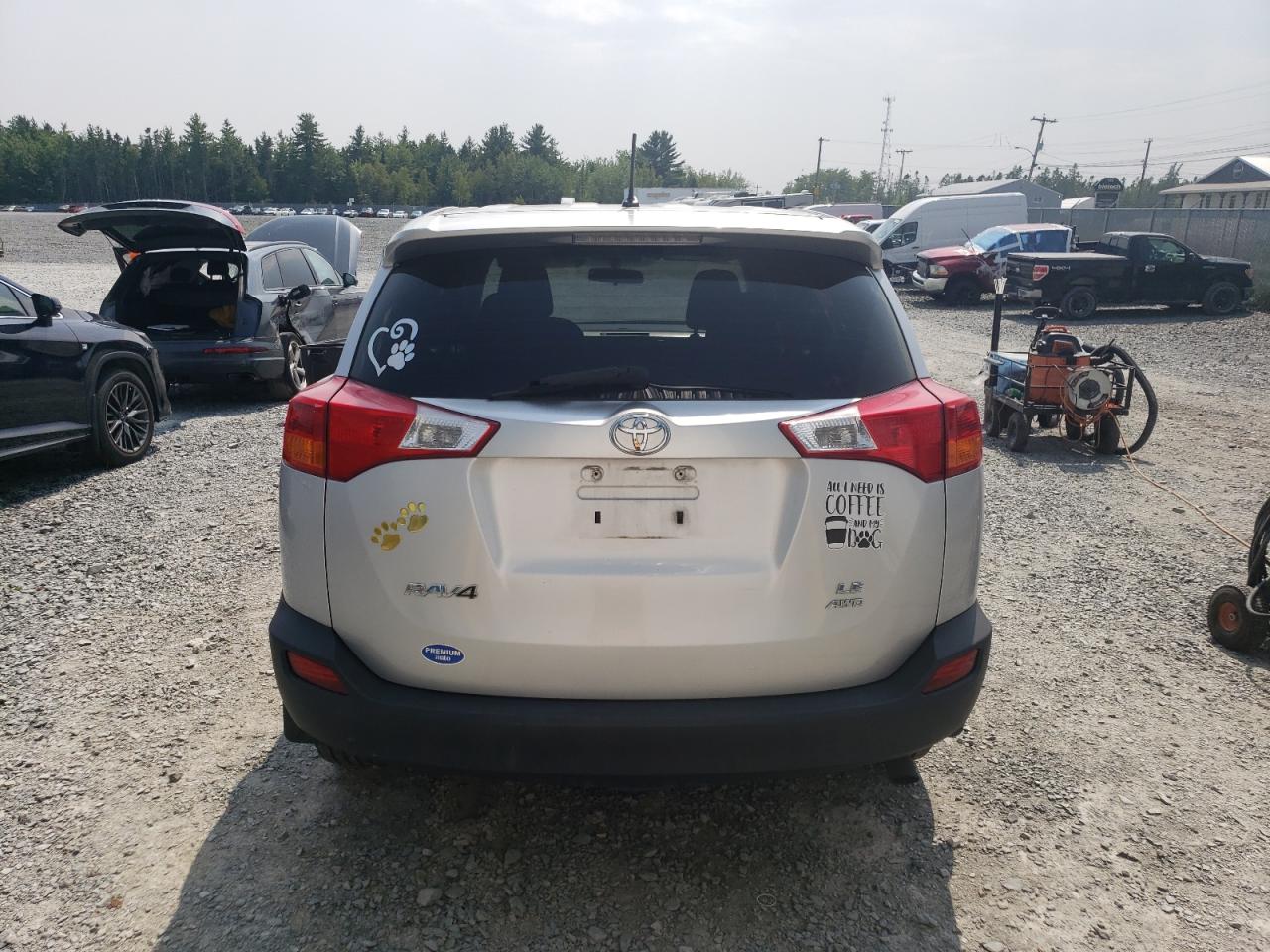 2015 Toyota Rav4 Le VIN: 2T3BFREV3FW279898 Lot: 65122235