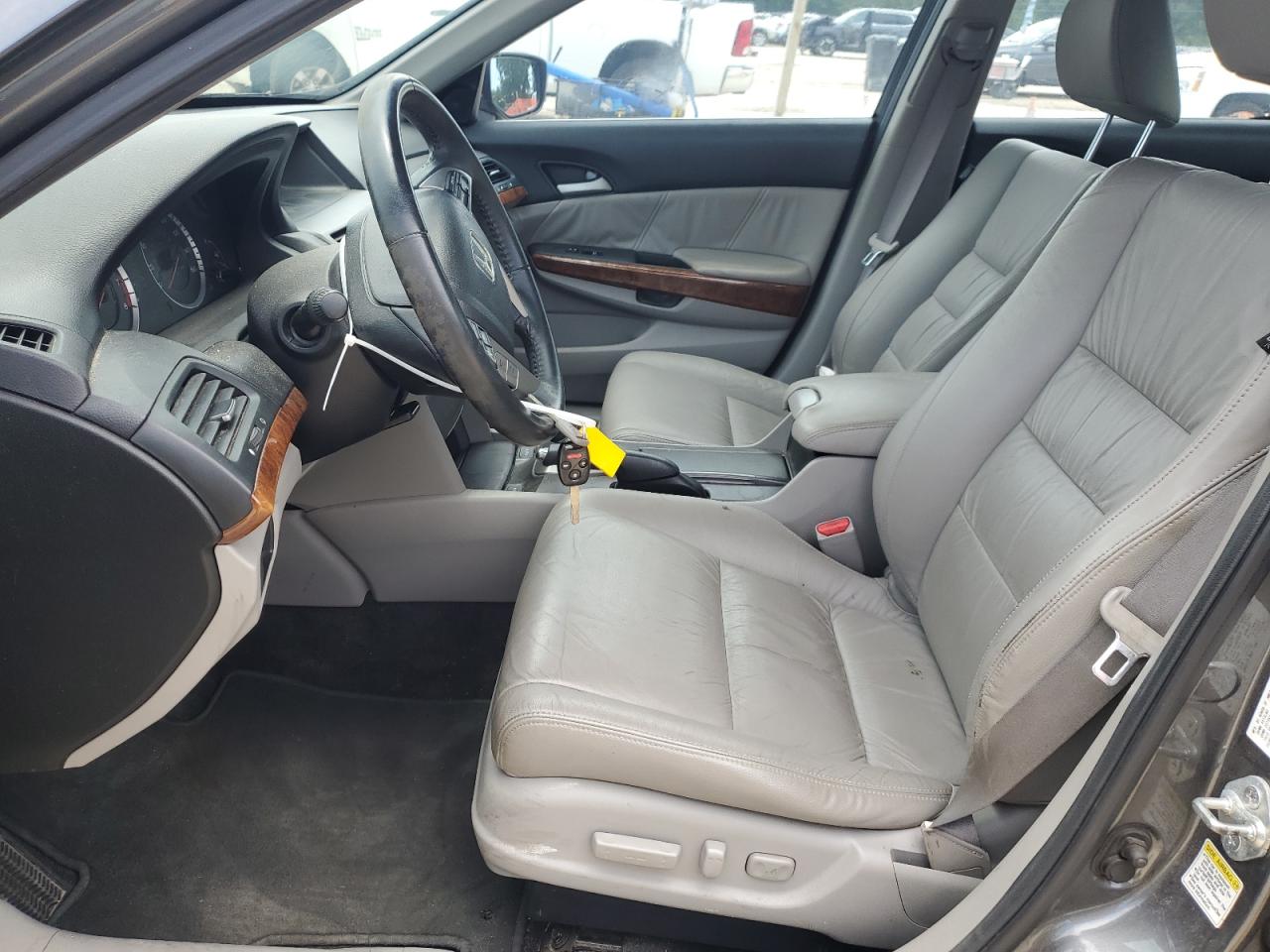 2011 Honda Accord Exl VIN: 1HGCP3F86BA014054 Lot: 64077675