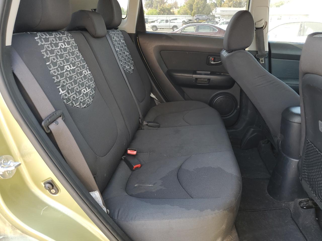 2011 Kia Soul + VIN: KNDJT2A21B7276348 Lot: 64218595