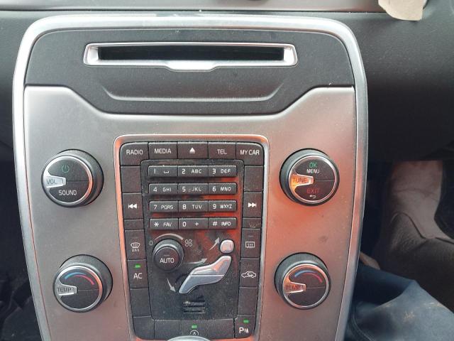 2012 VOLVO V70 SE D2