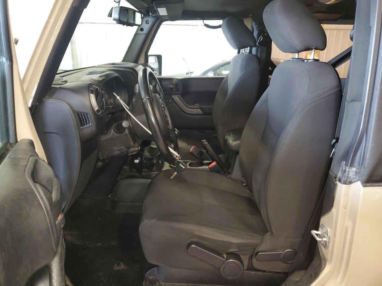 2016 Jeep Wrangler Sport VIN: 1C4AJWAG4GL276027 Lot: 64430155