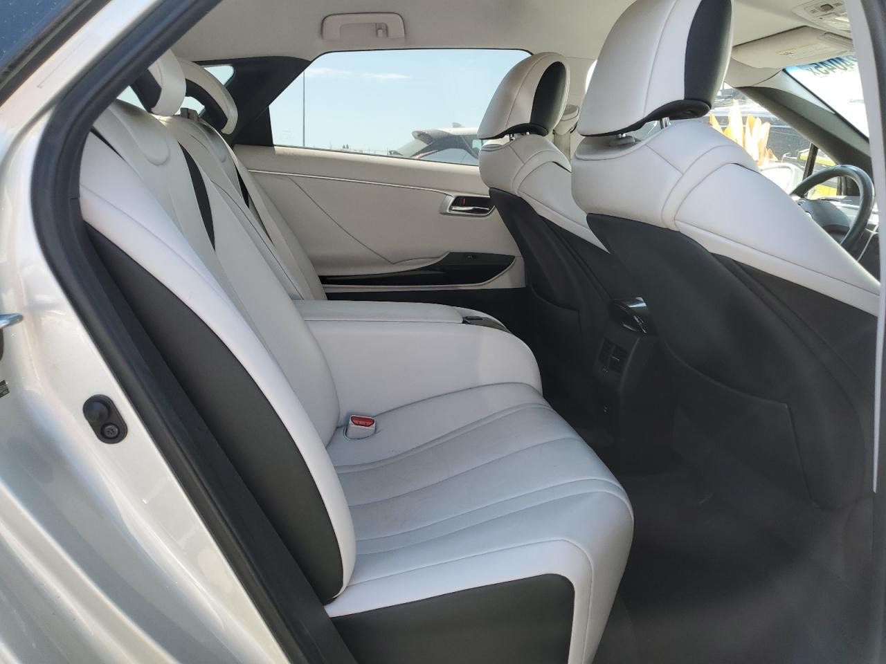 2017 Toyota Mirai VIN: JTDBVRBD5HA003769 Lot: 63224045